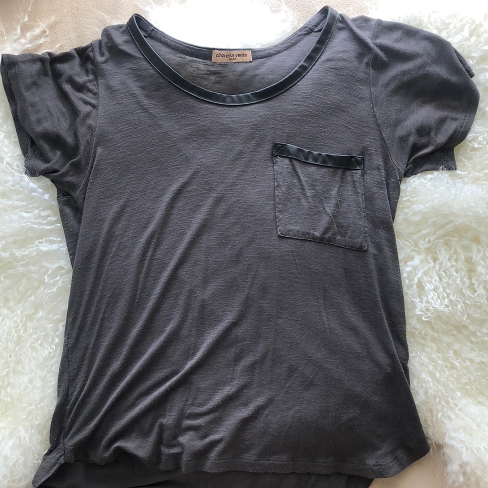 cha cha vente shirt size small